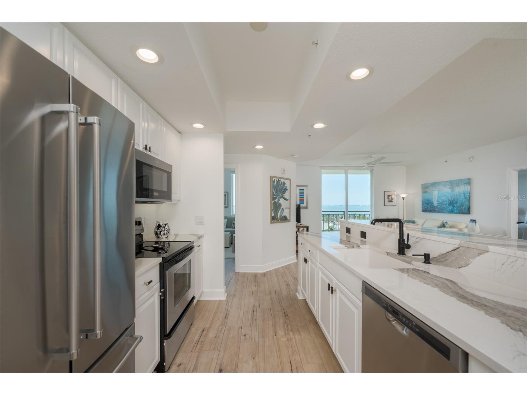 800 N Tamiami Trail #815 Sarasota FL 34236 - SARASOTA BAY A4676300 image17