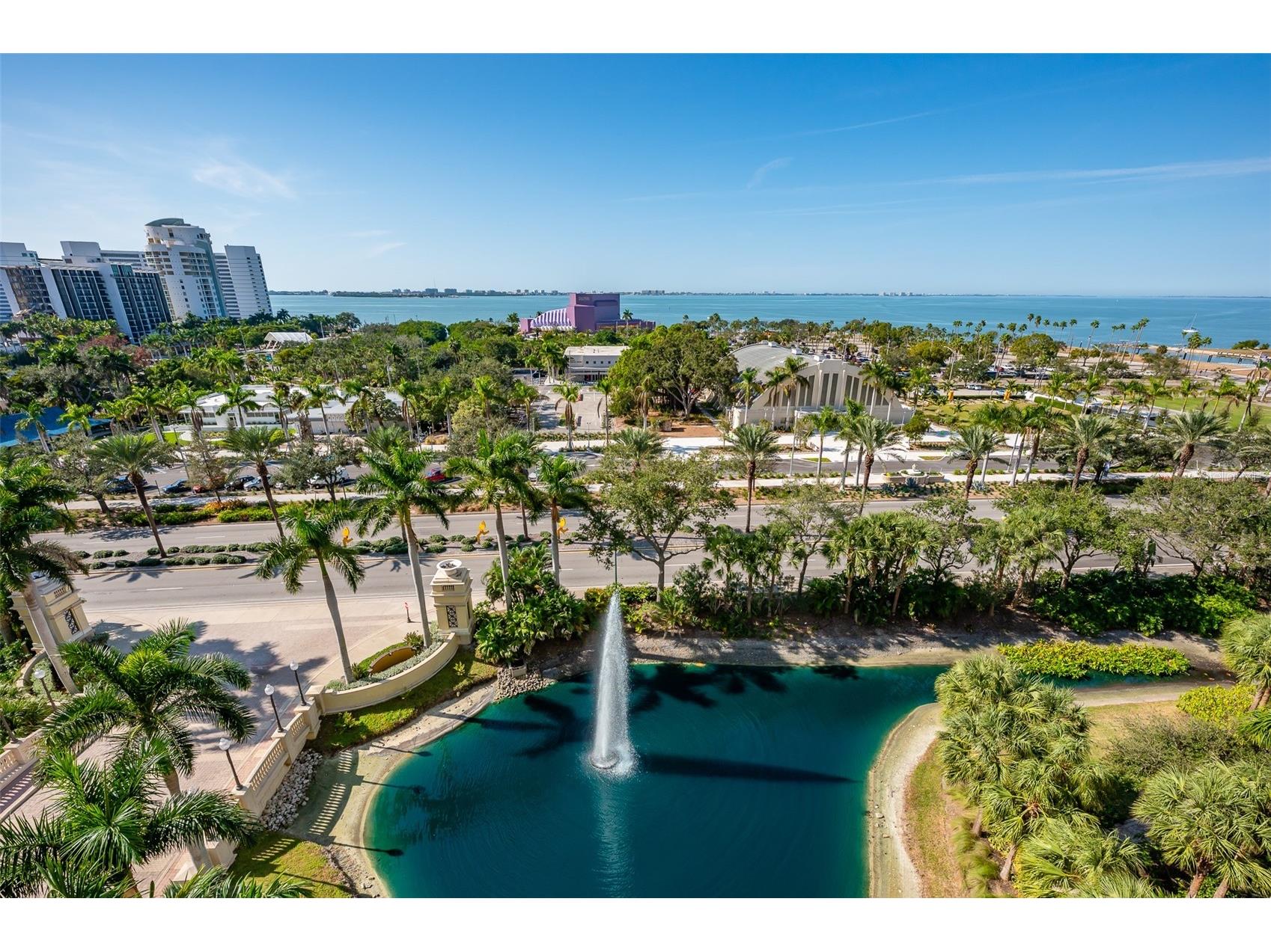 800 N Tamiami Trail #815 Sarasota FL 34236 - SARASOTA BAY A4676300 image8