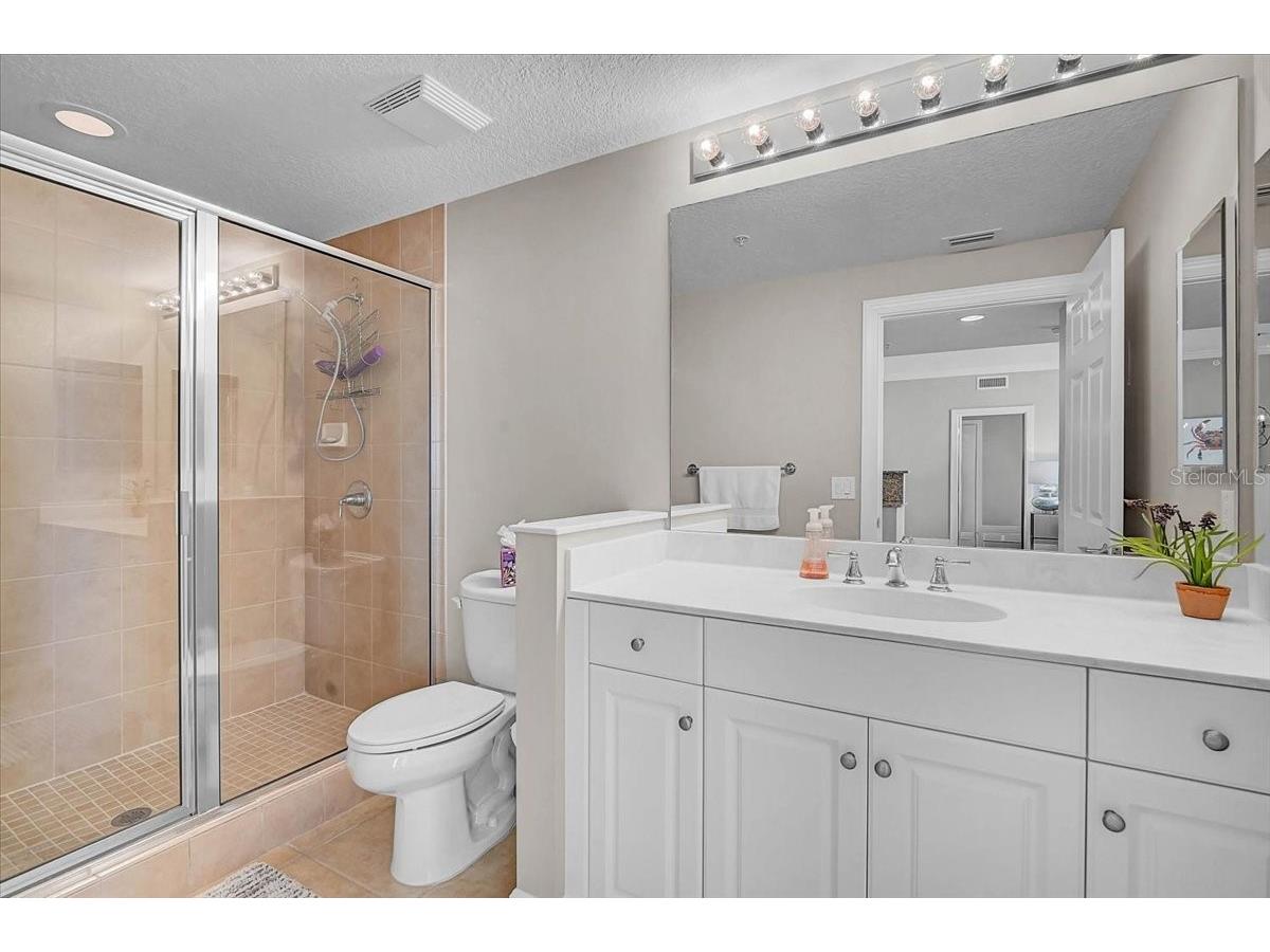800 N Tamiami Trail #910 Sarasota FL 34236 A4681458 image17
