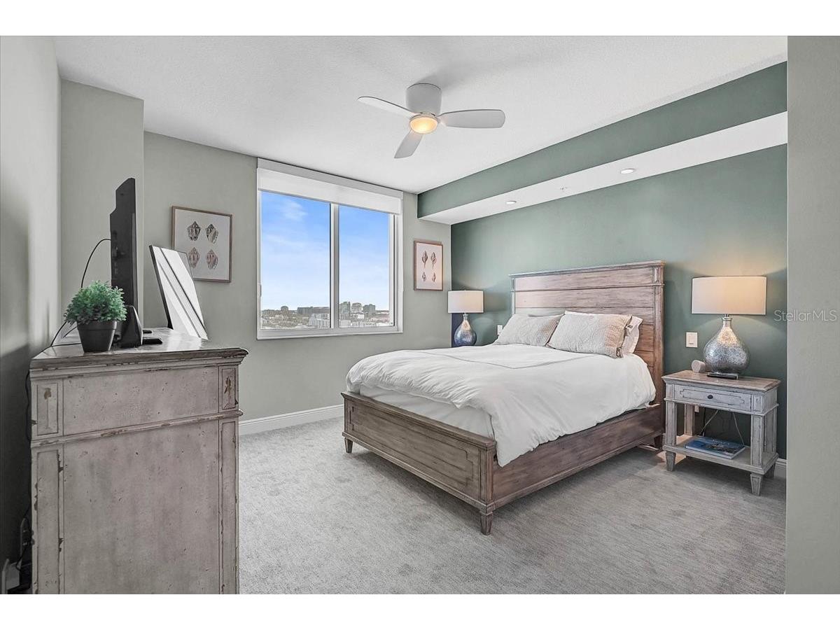 800 N Tamiami Trail #910 Sarasota FL 34236 A4681458 image18