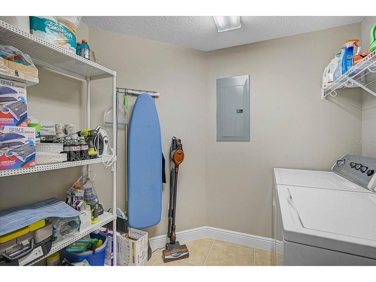 800 N Tamiami Trail #910 Sarasota FL 34236 A4681458 image22