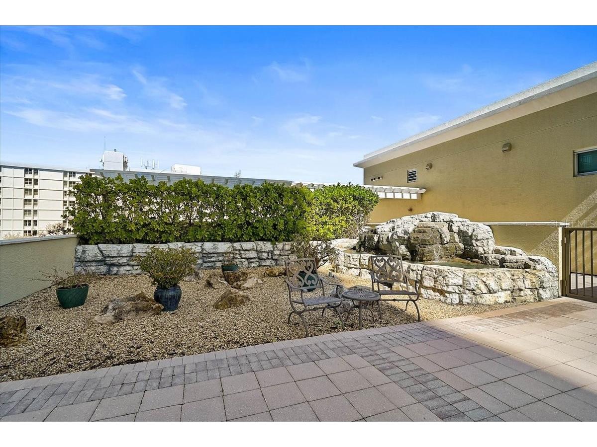 800 N Tamiami Trail #910 Sarasota FL 34236 A4681458 image31