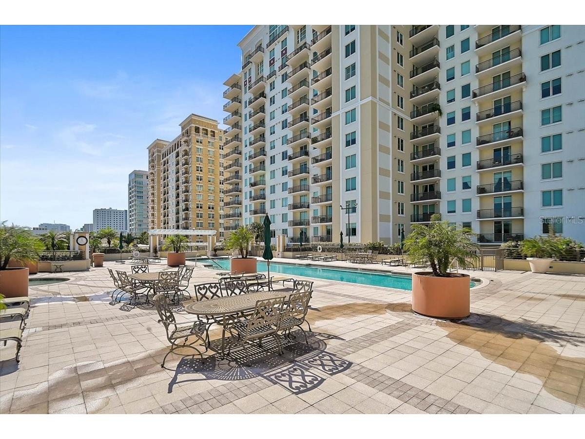 800 N Tamiami Trail #910 Sarasota FL 34236 A4681458 image35