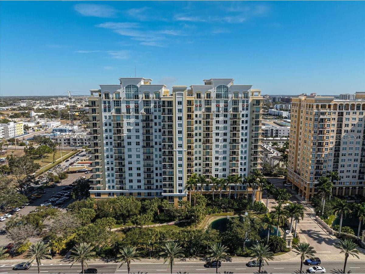 800 N Tamiami Trail #910 Sarasota FL 34236 A4681458 image46