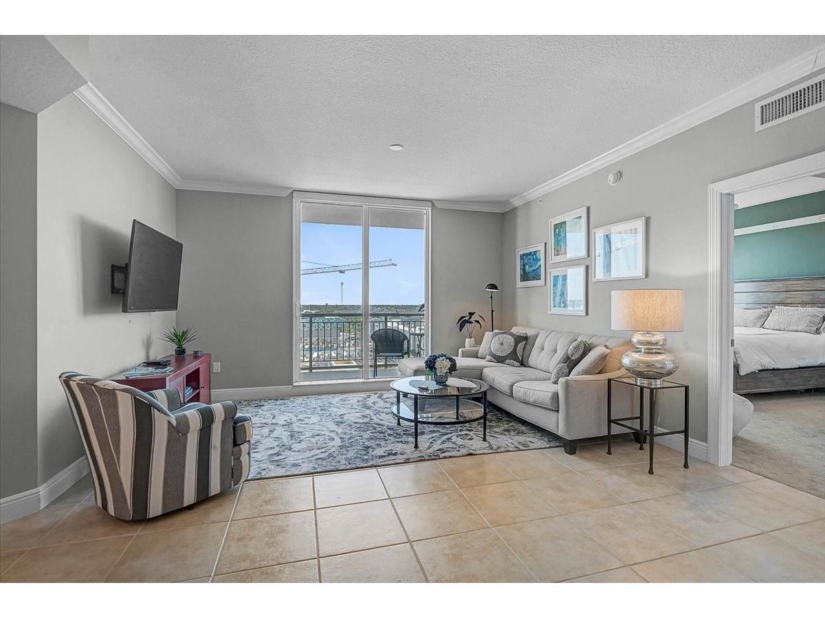 800 N Tamiami Trail #910 Sarasota FL 34236 A4681458 image5