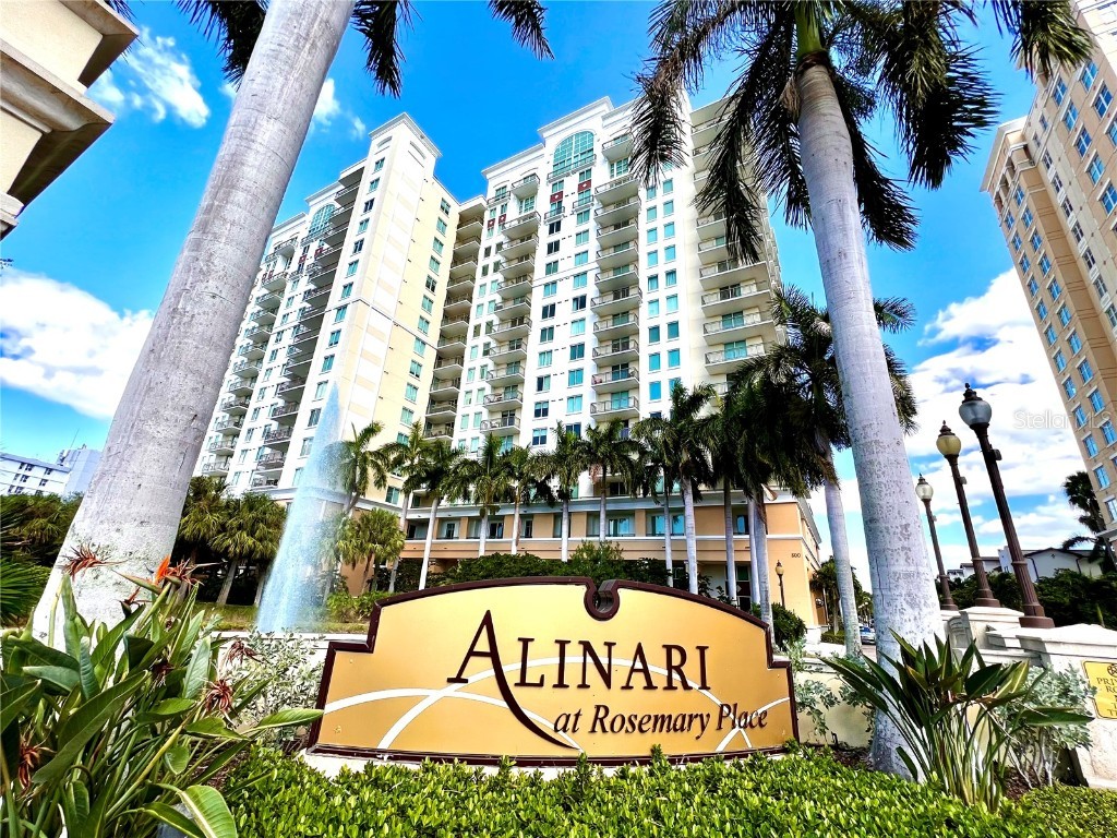 800 N Tamiami Trl #1010 Sarasota FL 34236 A4586706 image1