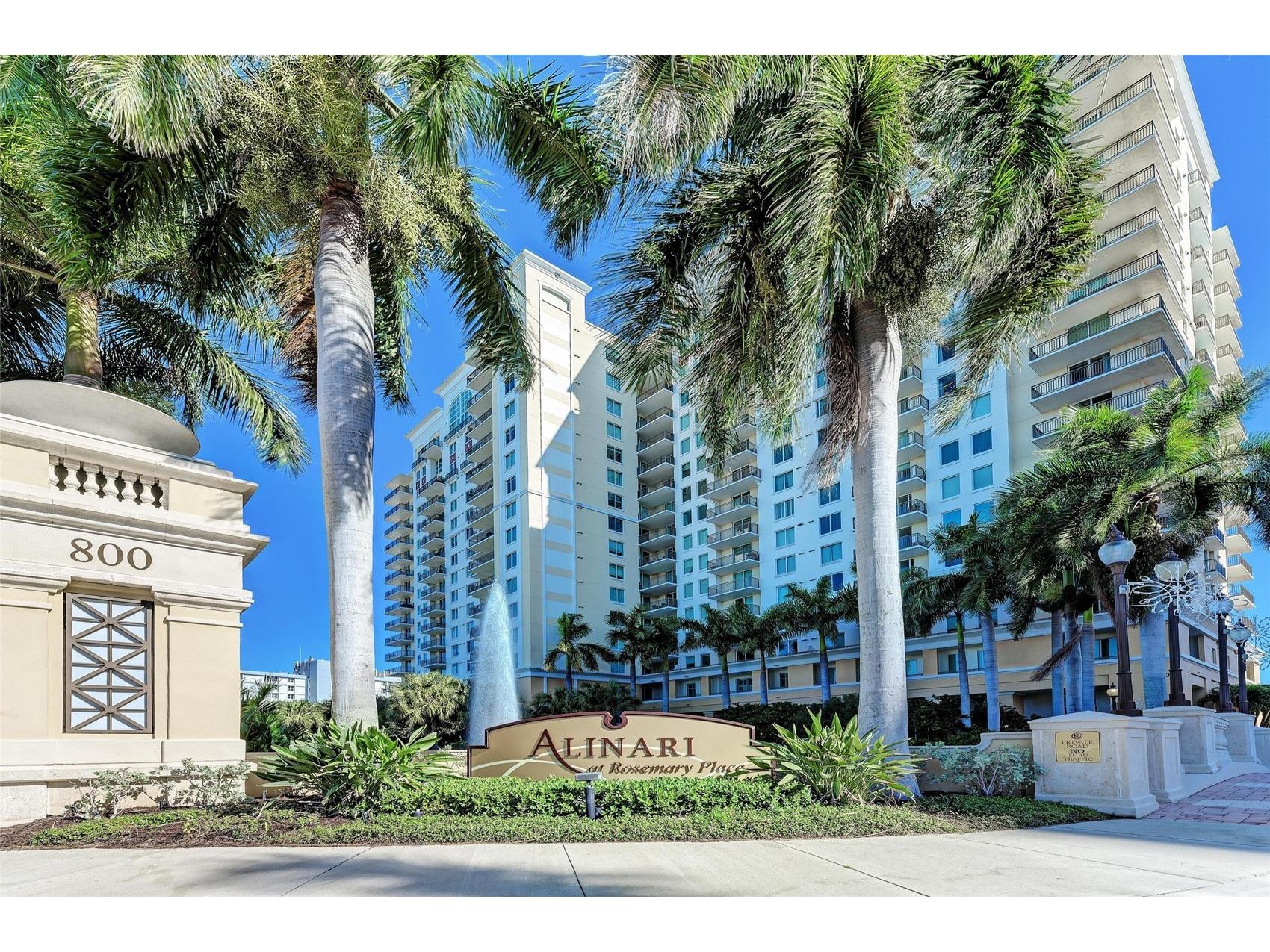 800 N Tamiami Trl #1010 Sarasota FL 34236 A4661950 image1