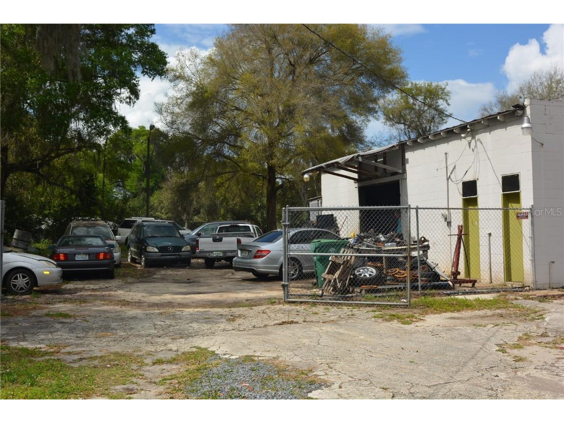 800 S Adelle Avenue Deland FL 32720 V4945249 image13