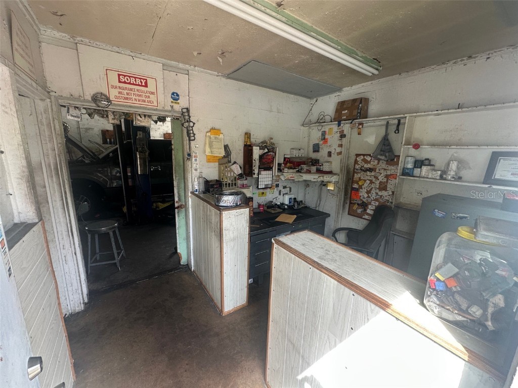 800 S Adelle Avenue Deland FL 32720 V4945249 image4