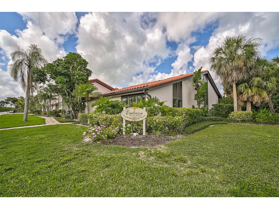 800 S Blvd Of Presidents #12 Sarasota FL 34236 A4672174 image2