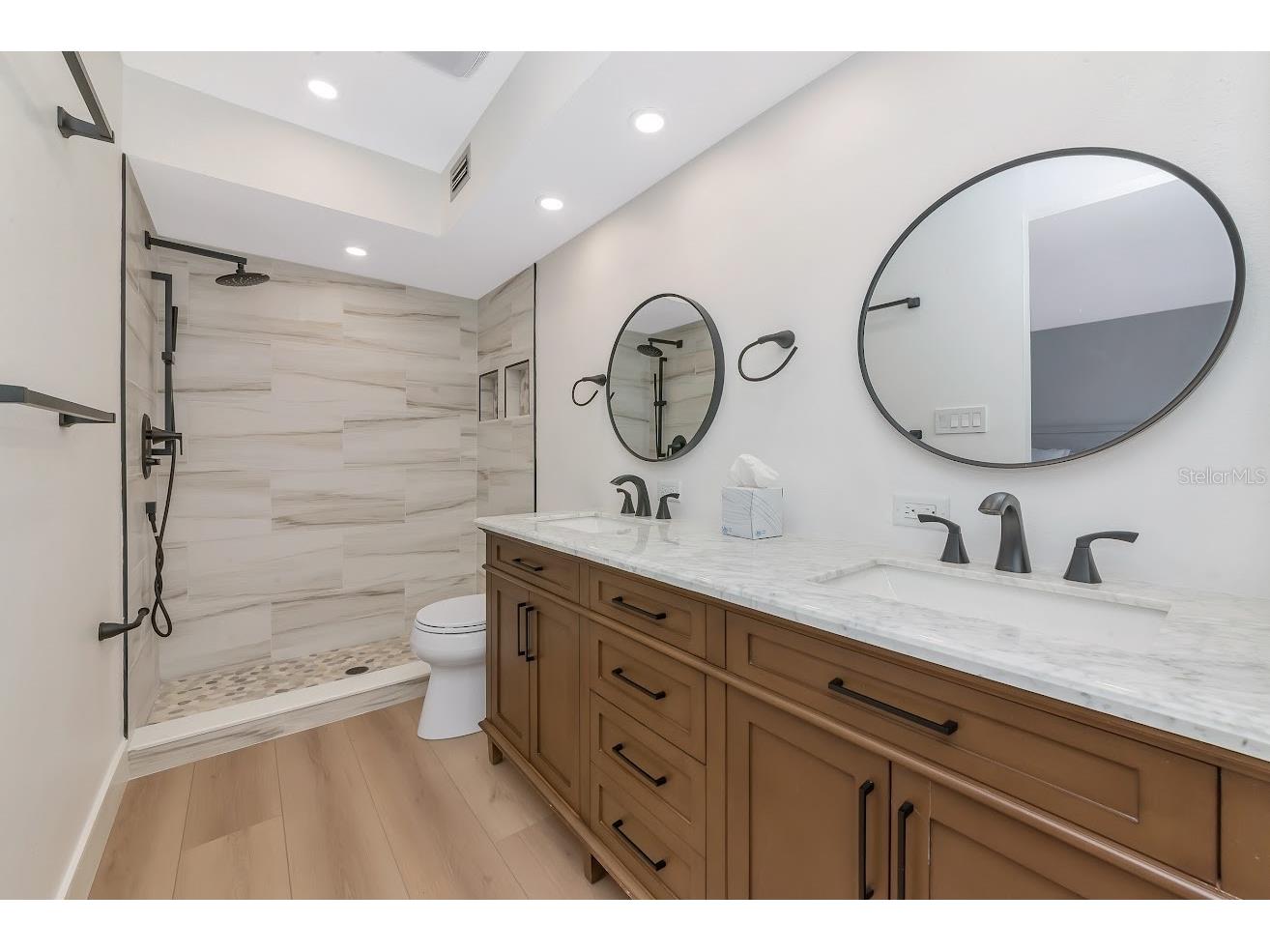 800 S Blvd Of The Presidents #16 Sarasota FL 34236 A4677342 image25