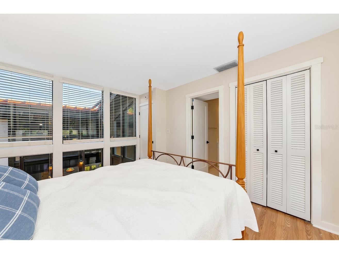 800 S Blvd Of The Presidents #16 Sarasota FL 34236 A4677342 image31