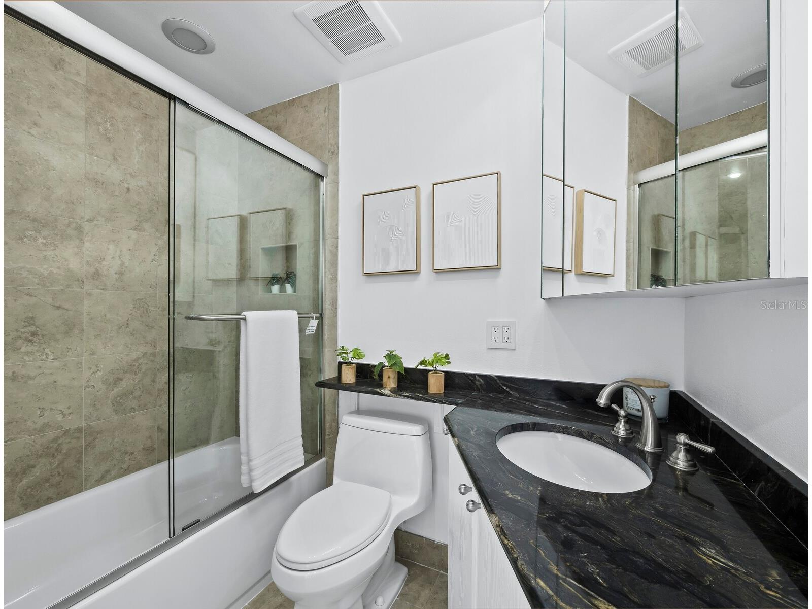 800 S Blvd Of The Presidents #19 Sarasota FL 34236 A4675312 image10