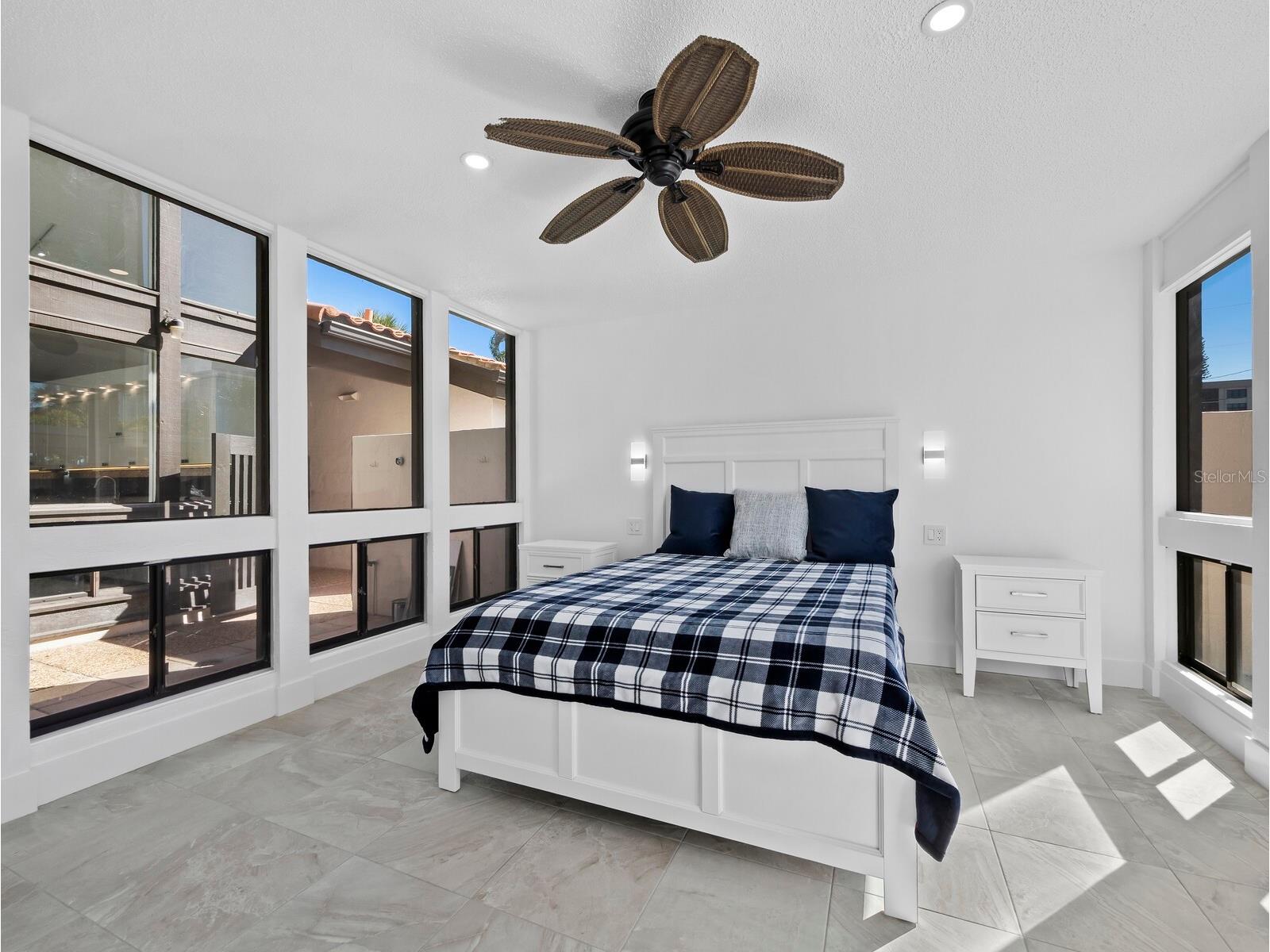 800 S Blvd Of The Presidents #19 Sarasota FL 34236 A4675312 image22
