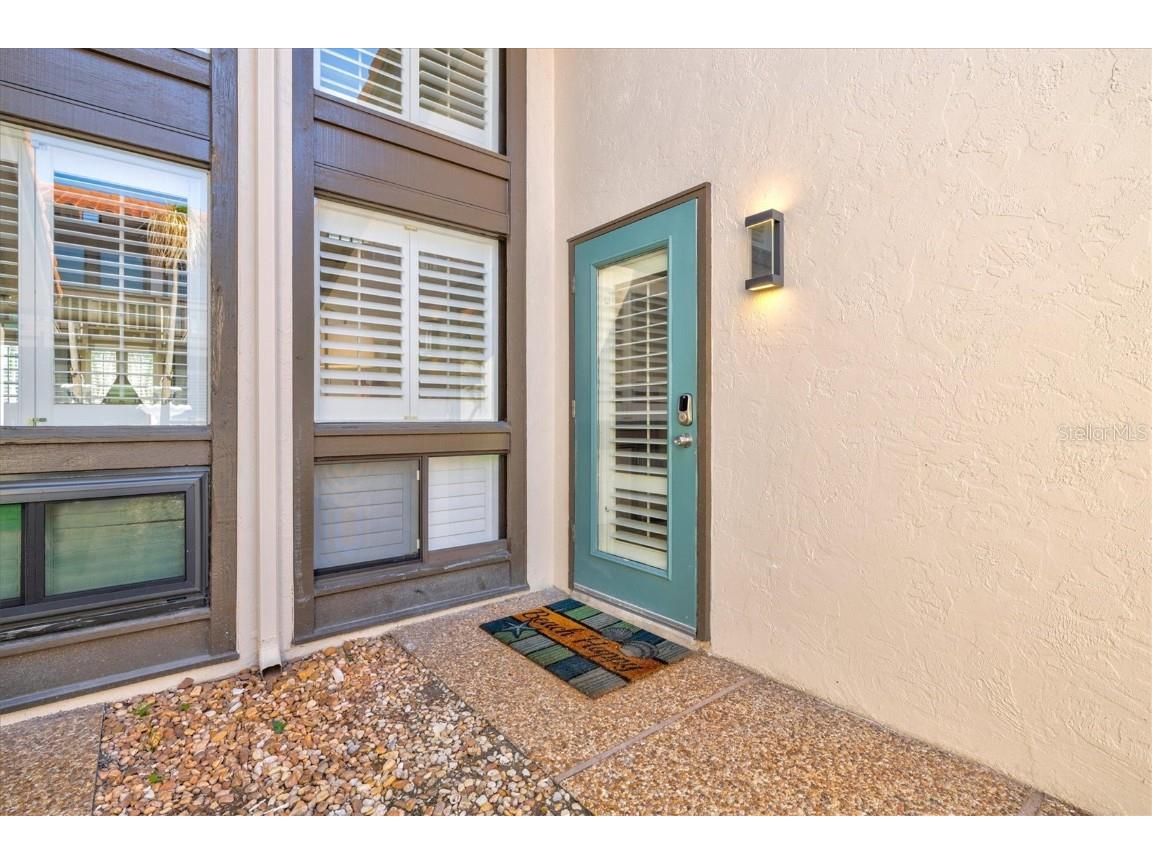 800 S Blvd Of The Presidents #3 Sarasota FL 34236 A4673950 image2