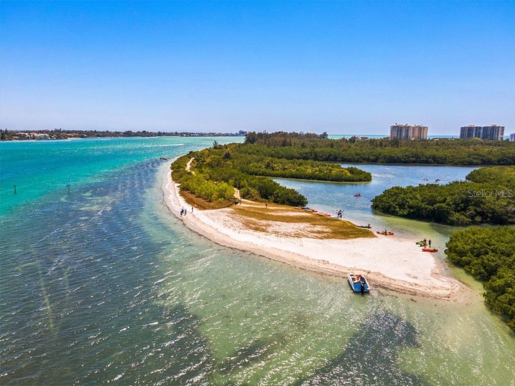 800 S Blvd Of The Presidents #3 Sarasota FL 34236 A4673950 image43