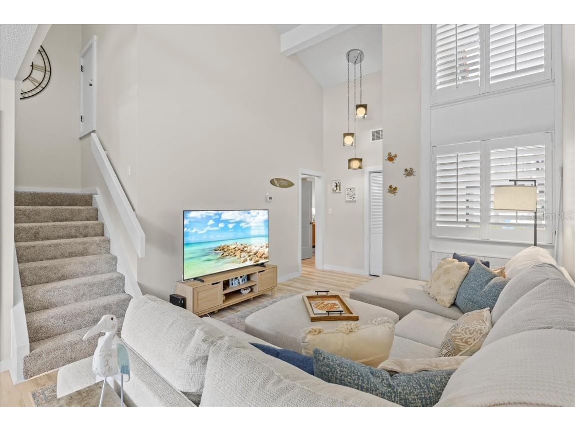 800 S Blvd Of The Presidents #3 Sarasota FL 34236 A4673950 image5