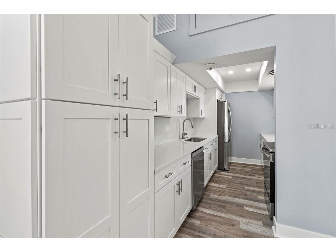 800 S Blvd Of The Presidents #5 Sarasota FL 34236 A4653144 image11