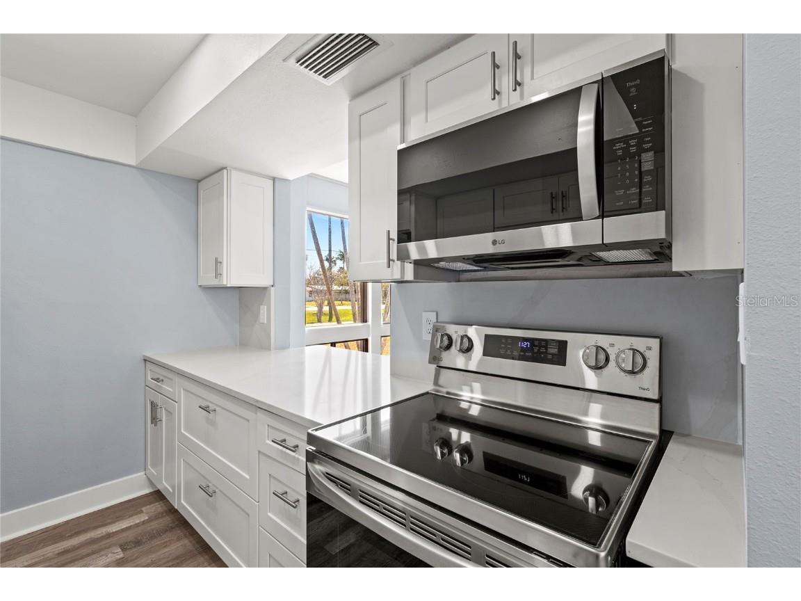 800 S Blvd Of The Presidents #5 Sarasota FL 34236 A4653144 image13