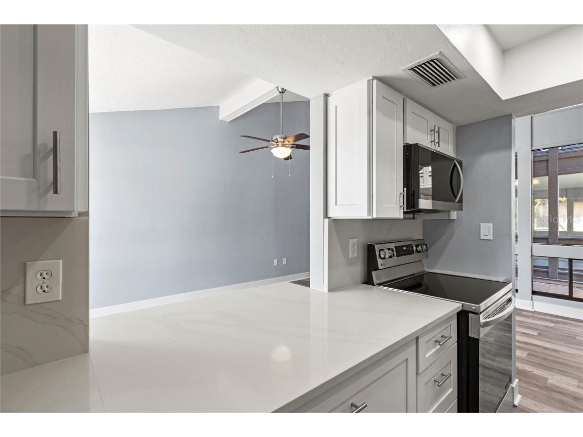 800 S Blvd Of The Presidents #5 Sarasota FL 34236 A4653144 image14