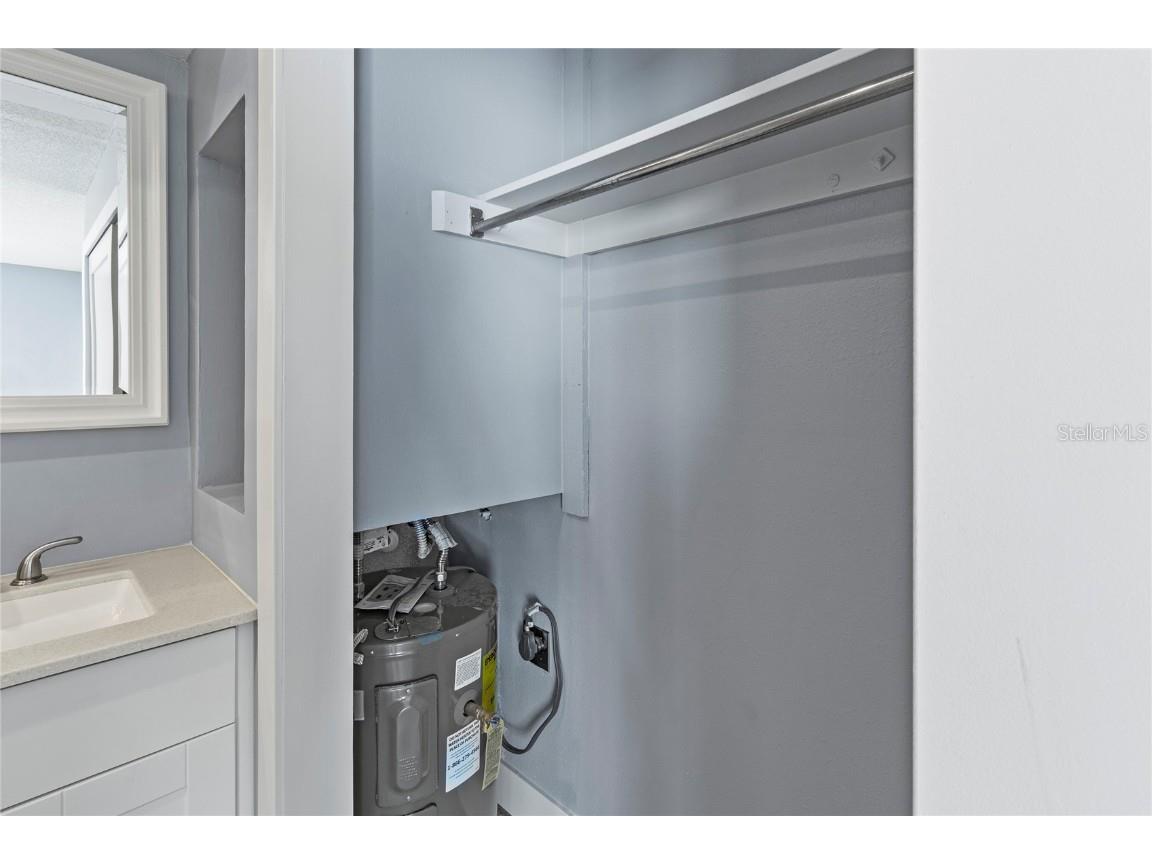 800 S Blvd Of The Presidents #5 Sarasota FL 34236 A4653144 image23