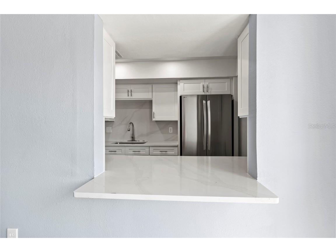 800 S Blvd Of The Presidents #5 Sarasota FL 34236 A4653144 image6