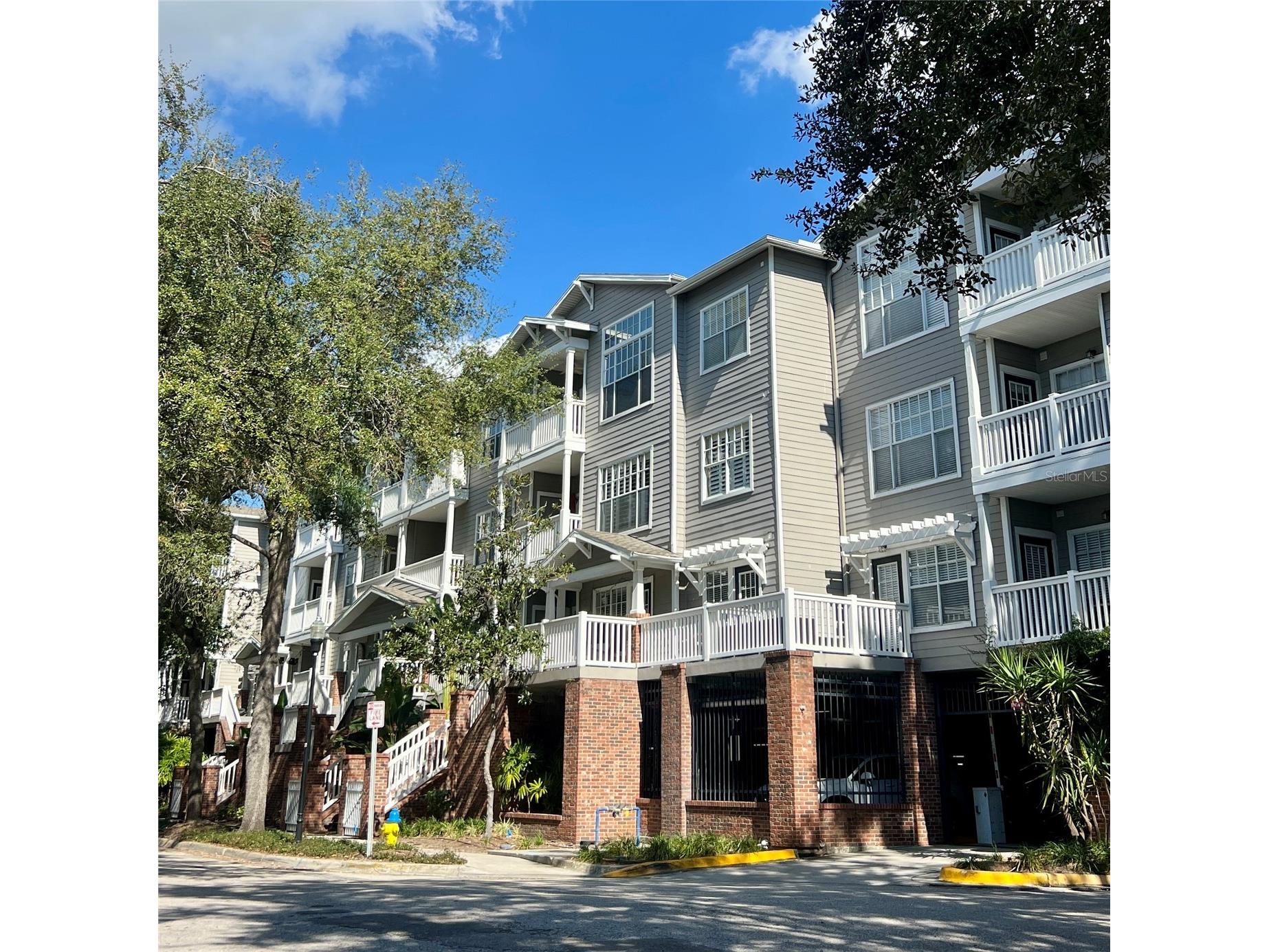 800 S Dakota Avenue #218 Tampa FL 33606 J999465 image1