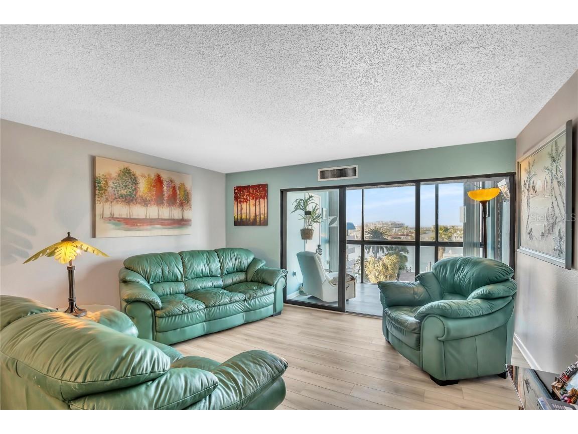 800 S Gulfview Boulevard #403 Clearwater Beach FL 33767 TB8346212 image4