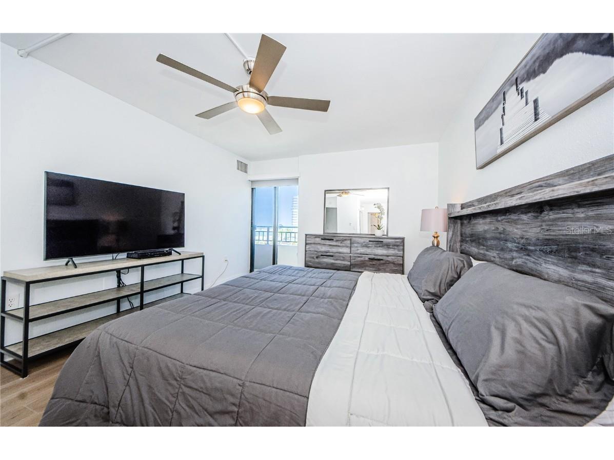 800 S Gulfview Boulevard #505 Clearwater Beach FL 33767 TB8444109 image22