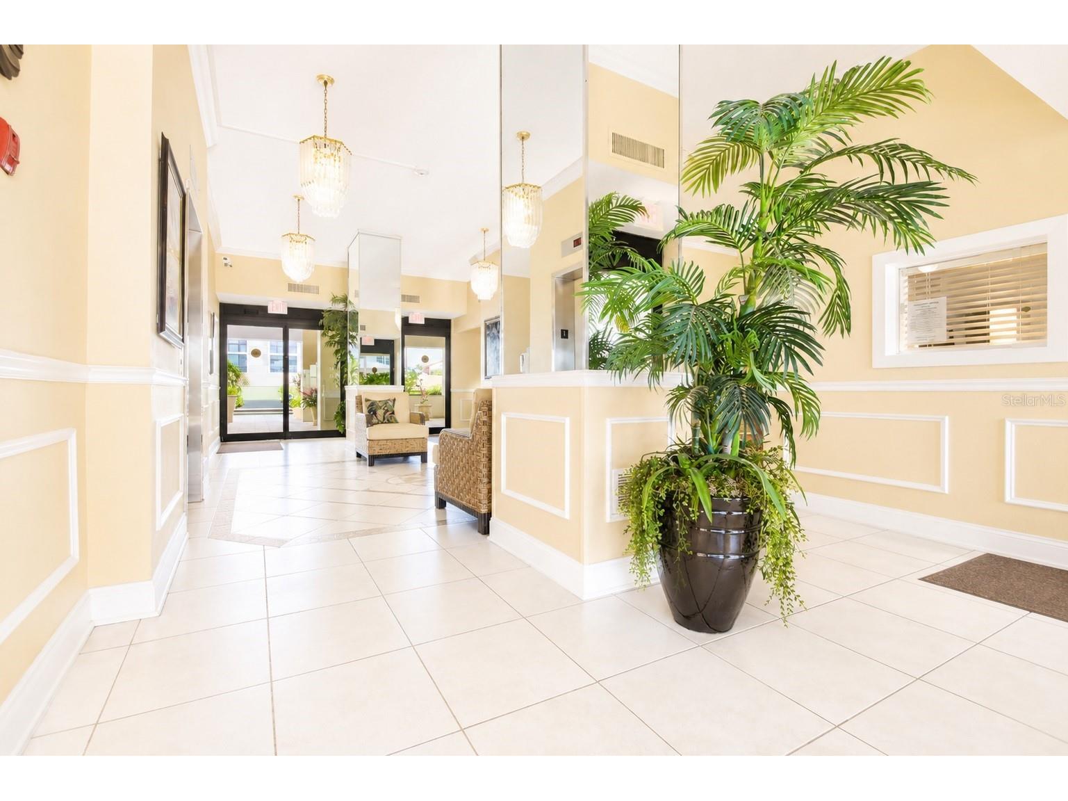 800 S Gulfview Boulevard #908 Clearwater Beach FL 33767 - CLEARWATER PASS TB8511703 image32
