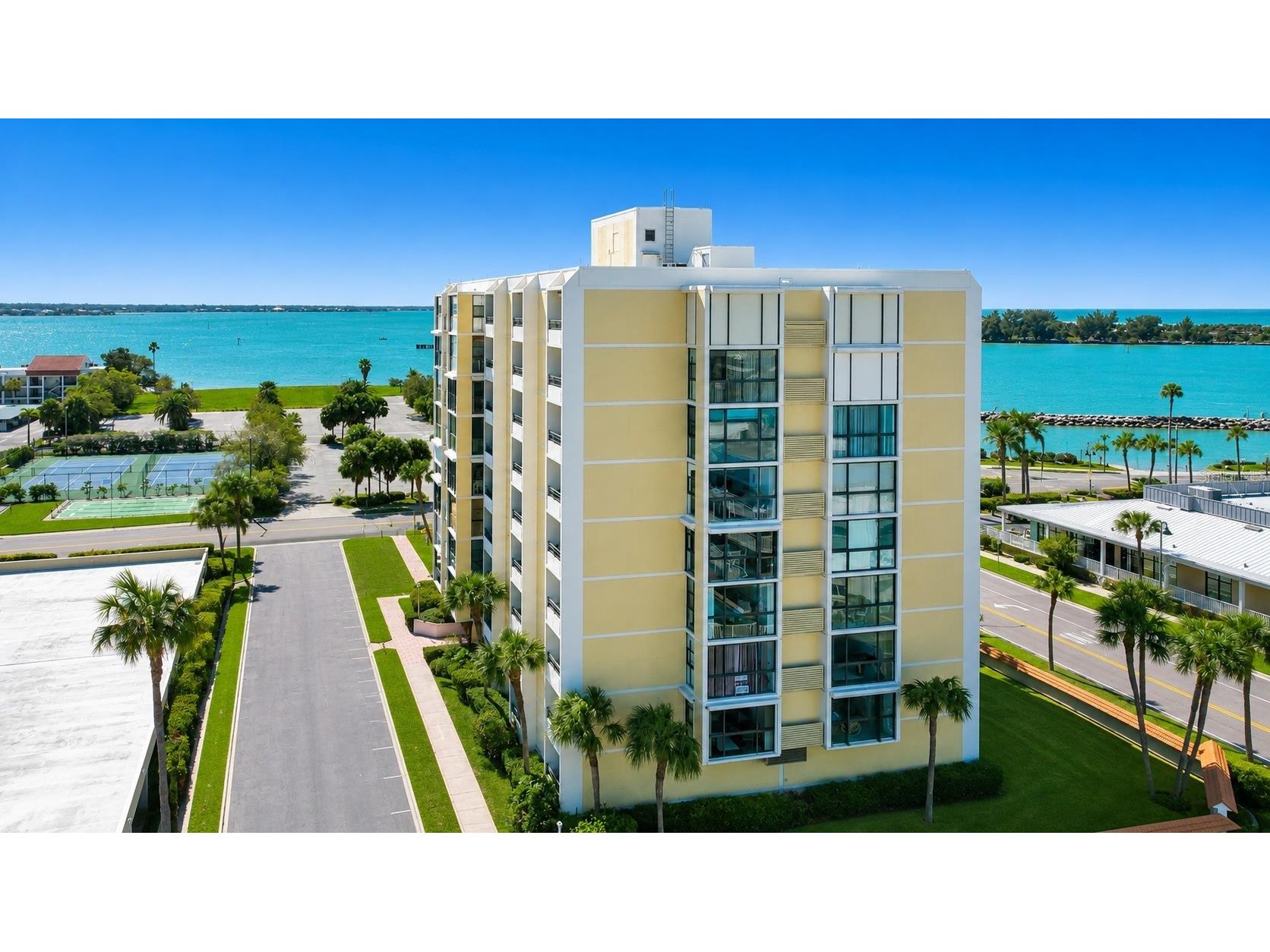 800 S Gulfview Boulevard #908 Clearwater Beach FL 33767 - CLEARWATER PASS TB8511703 image54