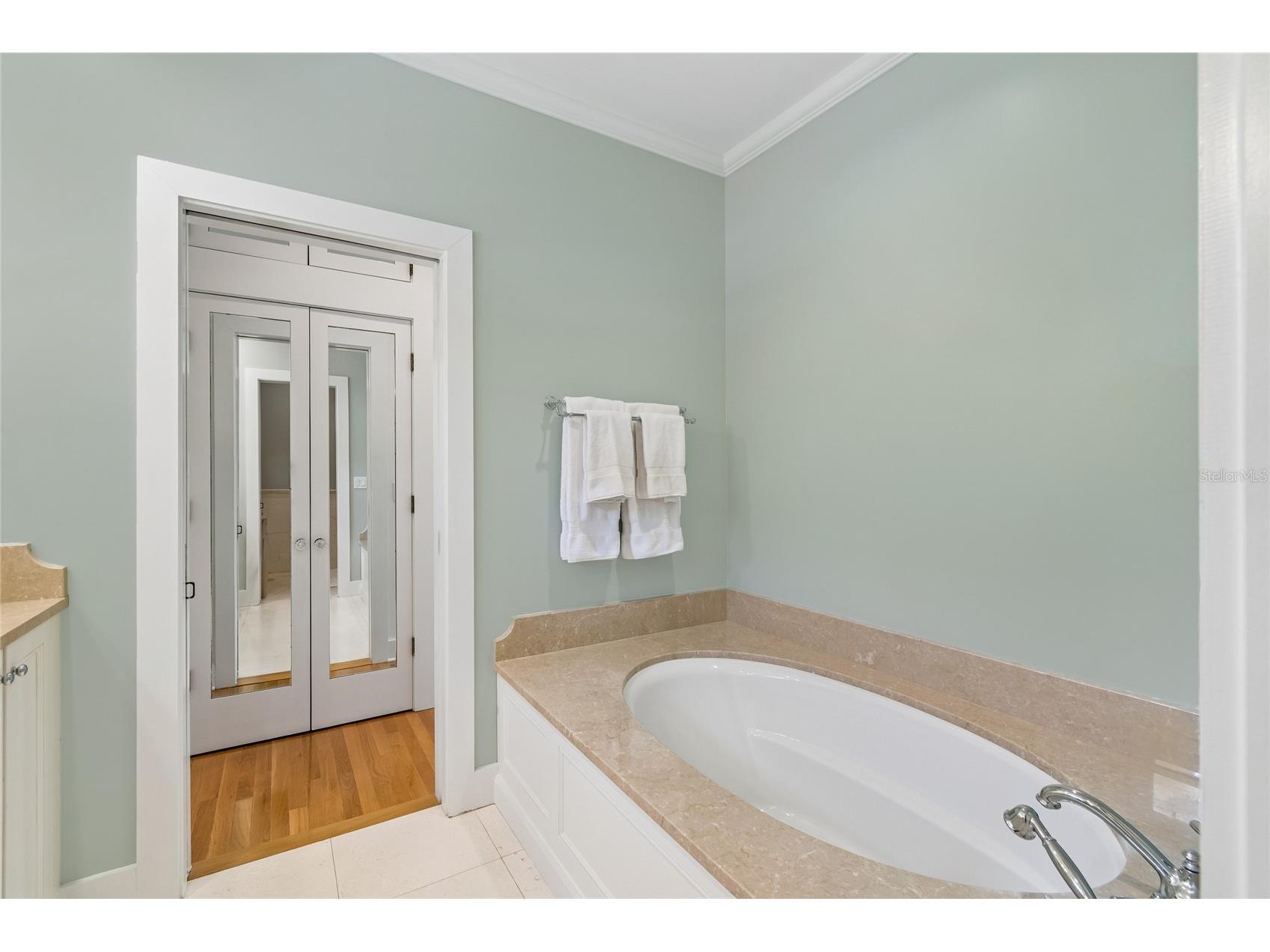 800 S Packwood Avenue Tampa FL 33606 TB8526261 image24