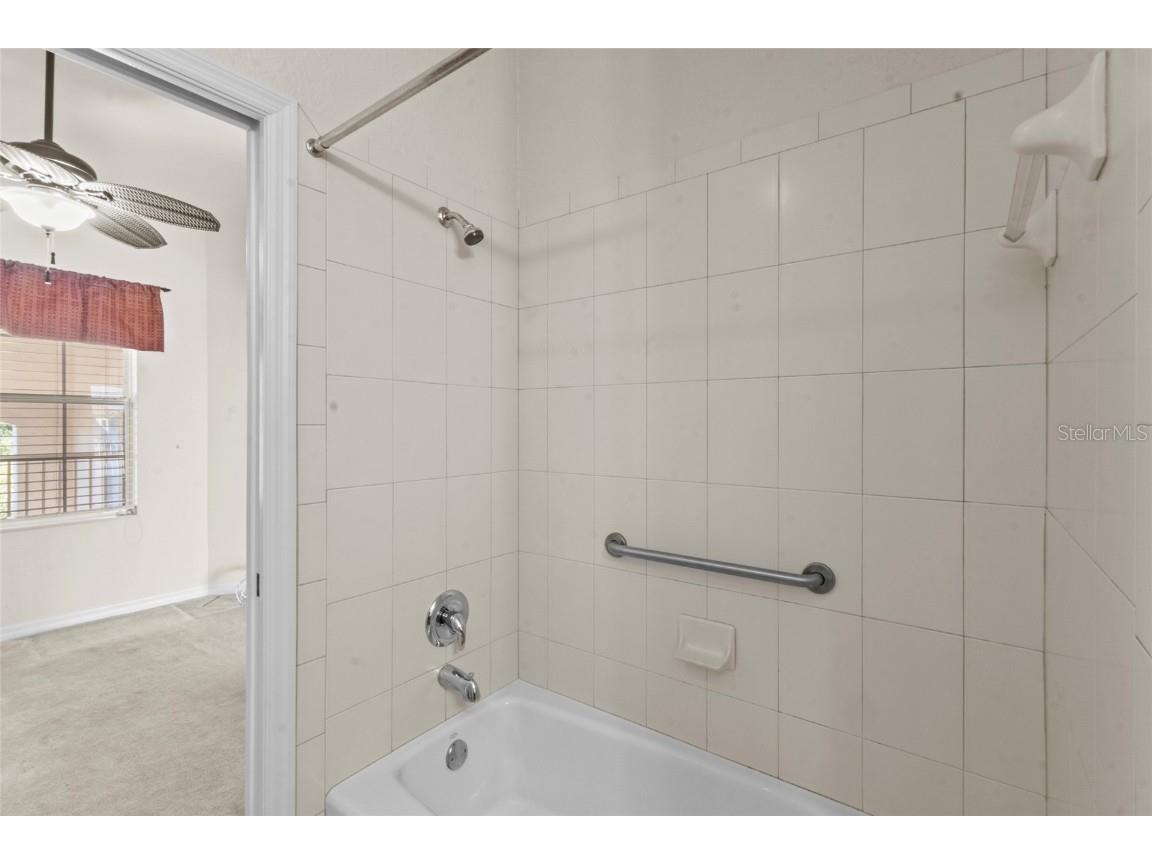 800 San Lino Circle #831 Venice FL 34292 A4673848 image32