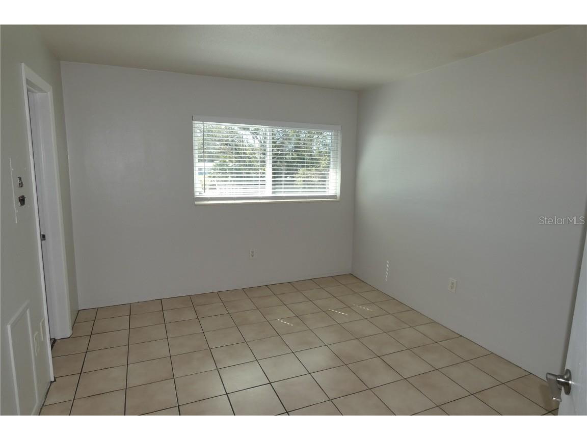 800 Tyrone Boulevard N #E-1 Saint Petersburg FL 33710 U8024162 image6