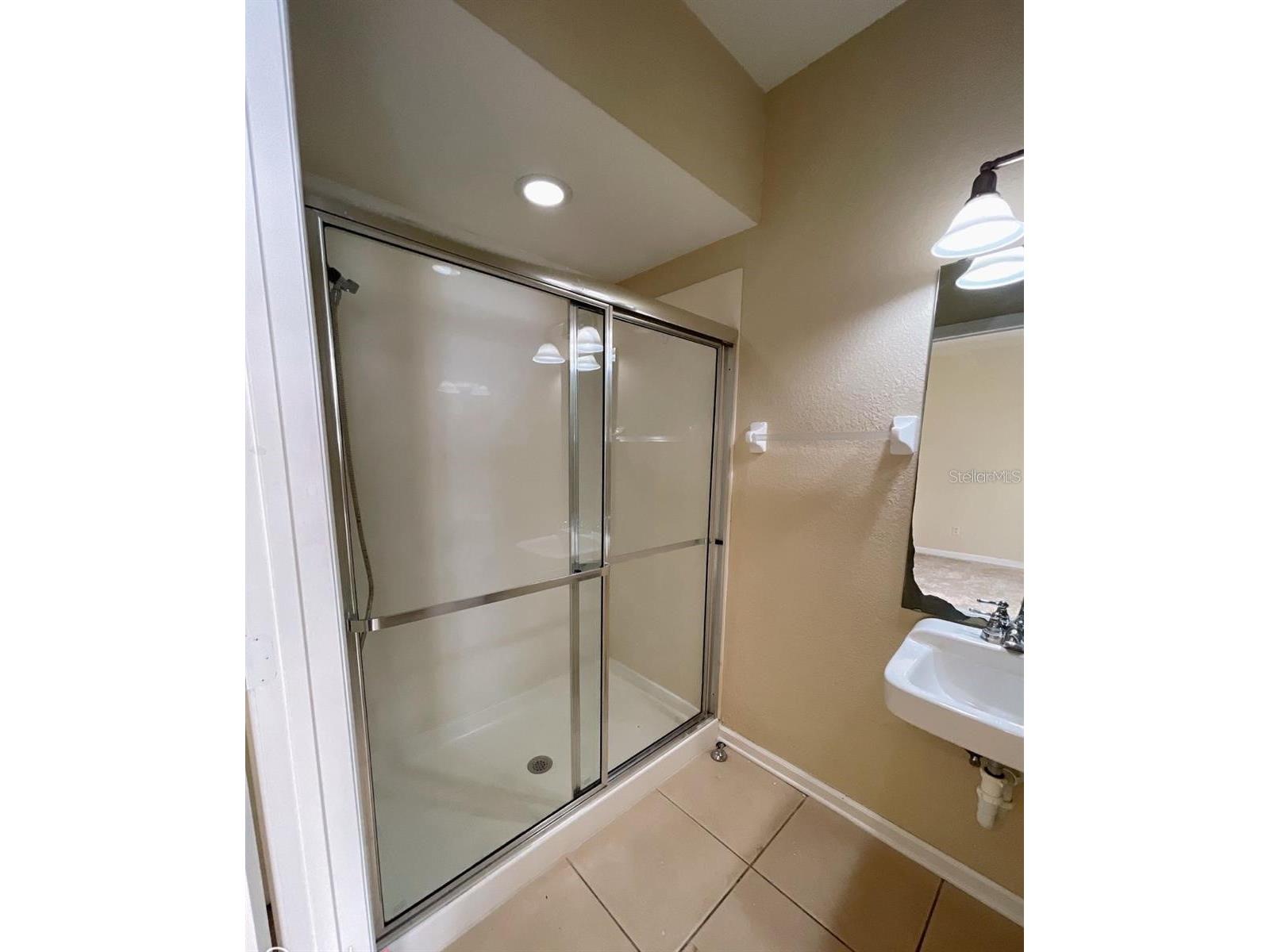 8000 Cool Breeze Drive #105 Orlando FL 32819 O6382117 image10