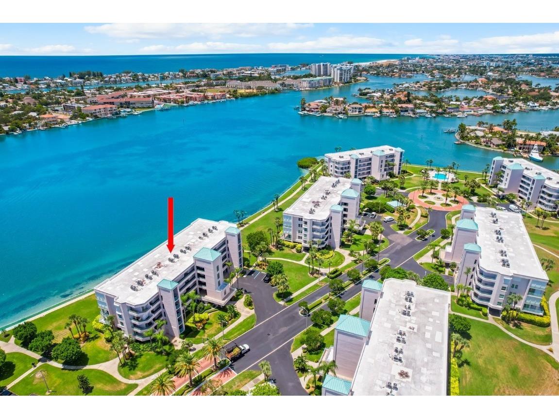 8000 Sailboat Key Boulevard S #302 Saint Pete Beach FL 33707 U8210447 image1