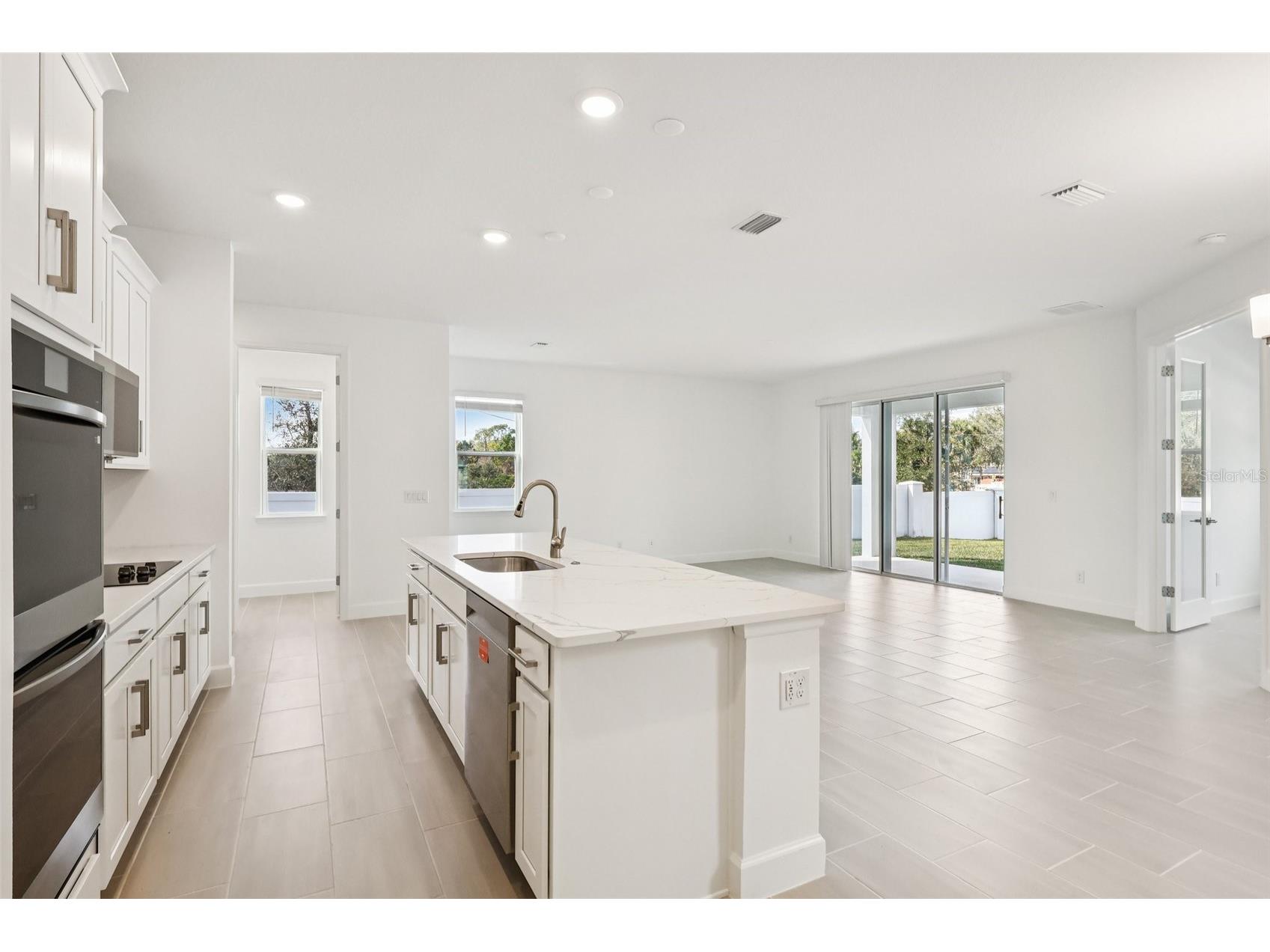 8001 Colby Circle Orlando FL 32817 O6369688 image4