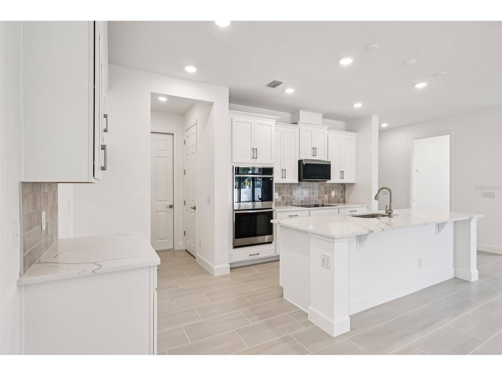 8001 Colby Circle Orlando FL 32817 O6369688 image6