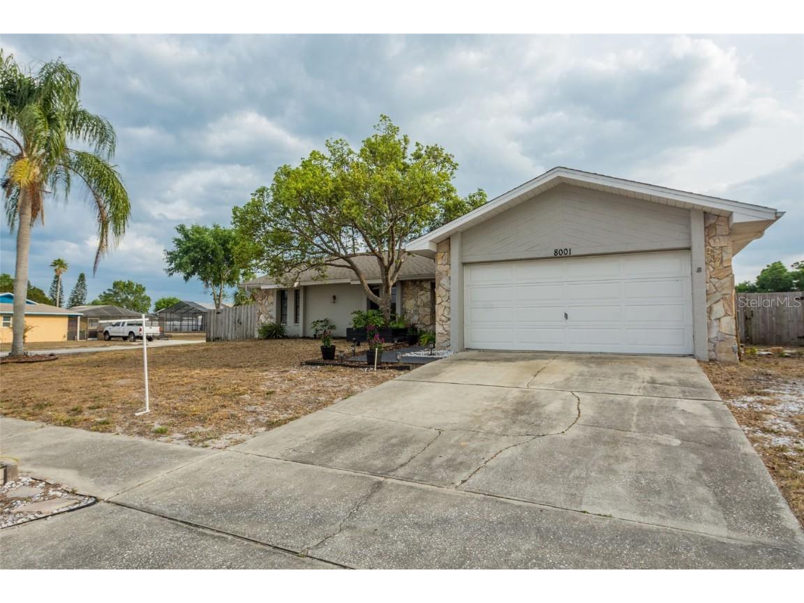 8001 Laurel Vista Loop Port Richey FL 34668 U8196405 image1