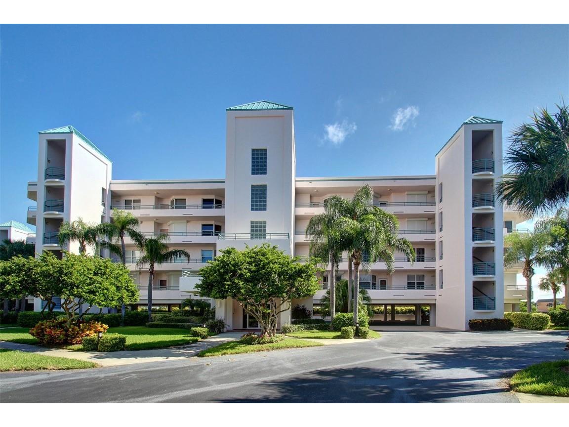 8001 Sailboat Key Boulevard S #105 Saint Pete Beach FL 33707 - BOCA CIEGA BAY/INTRACOASTAL U8197638 image1
