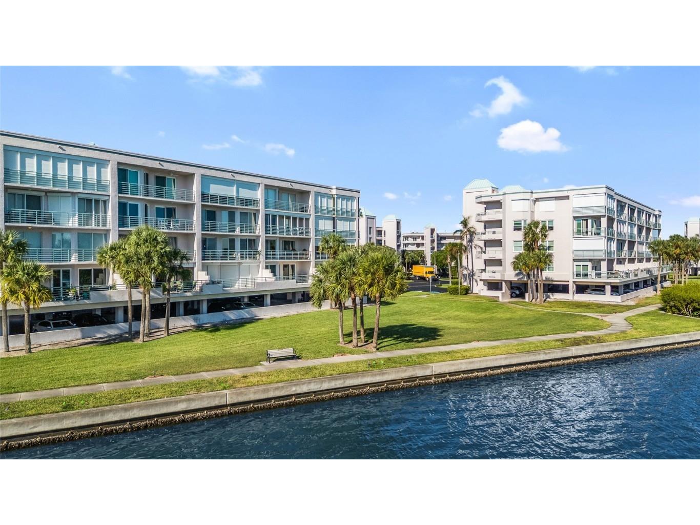 8001 Sailboat Key Boulevard S #105 Saint Pete Beach FL 33707 - BOCA CIEGA BAY A4669511 image1
