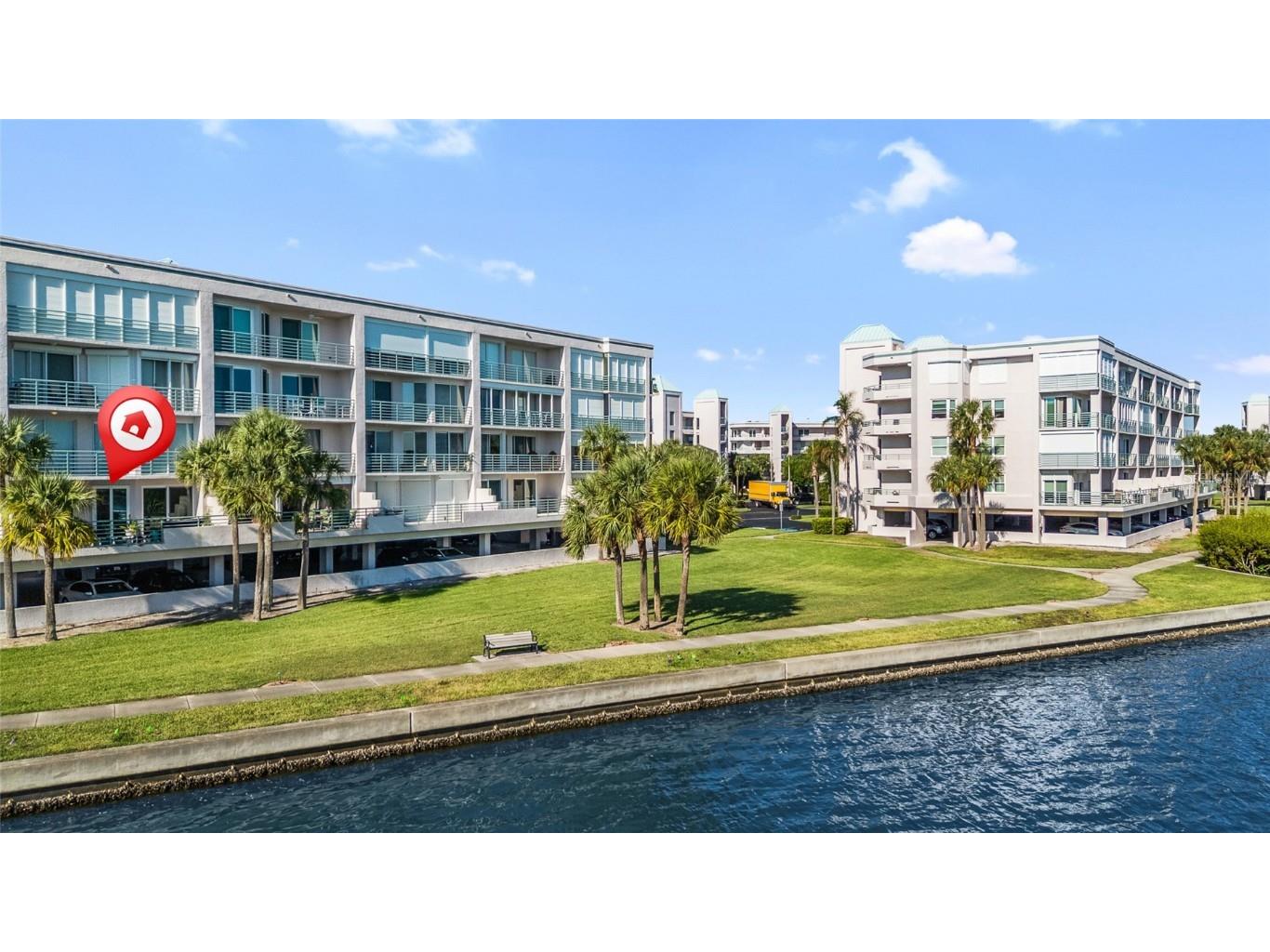 8001 Sailboat Key Boulevard S #105 Saint Pete Beach FL 33707 - BOCA CIEGA BAY A4669511 image2