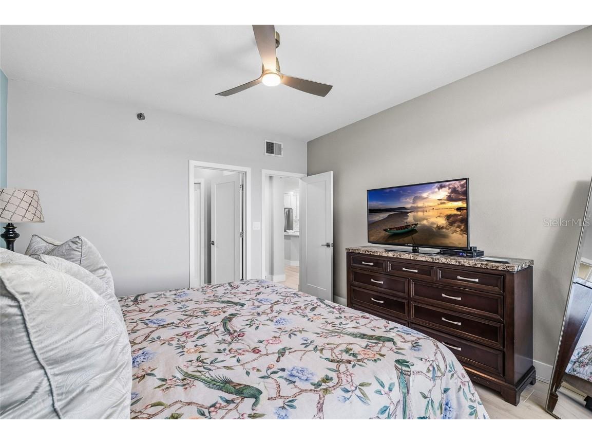 8001 Sailboat Key Boulevard S #105 Saint Pete Beach FL 33707 - BOCA CIEGA BAY A4669511 image21