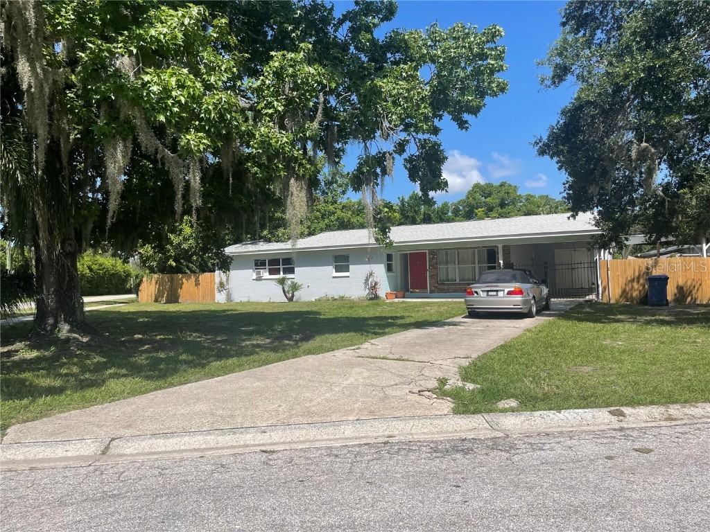 8002 Pine Hill Drive Tampa FL 33617 T3545402 image1