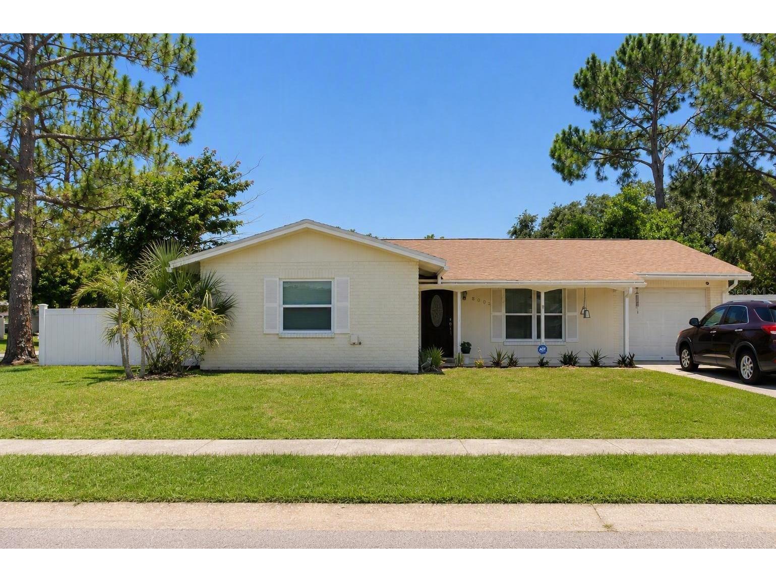 8002 Woodvine Place Tampa FL 33615 TB8528951 image1
