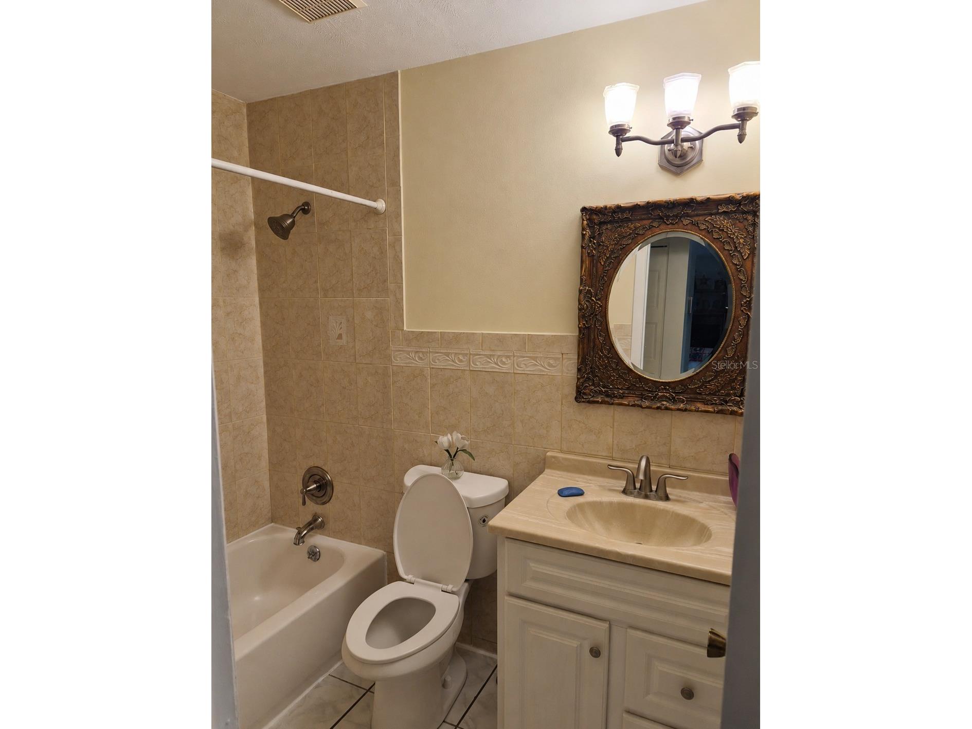 8002 Woodvine Place Tampa FL 33615 TB8528951 image20