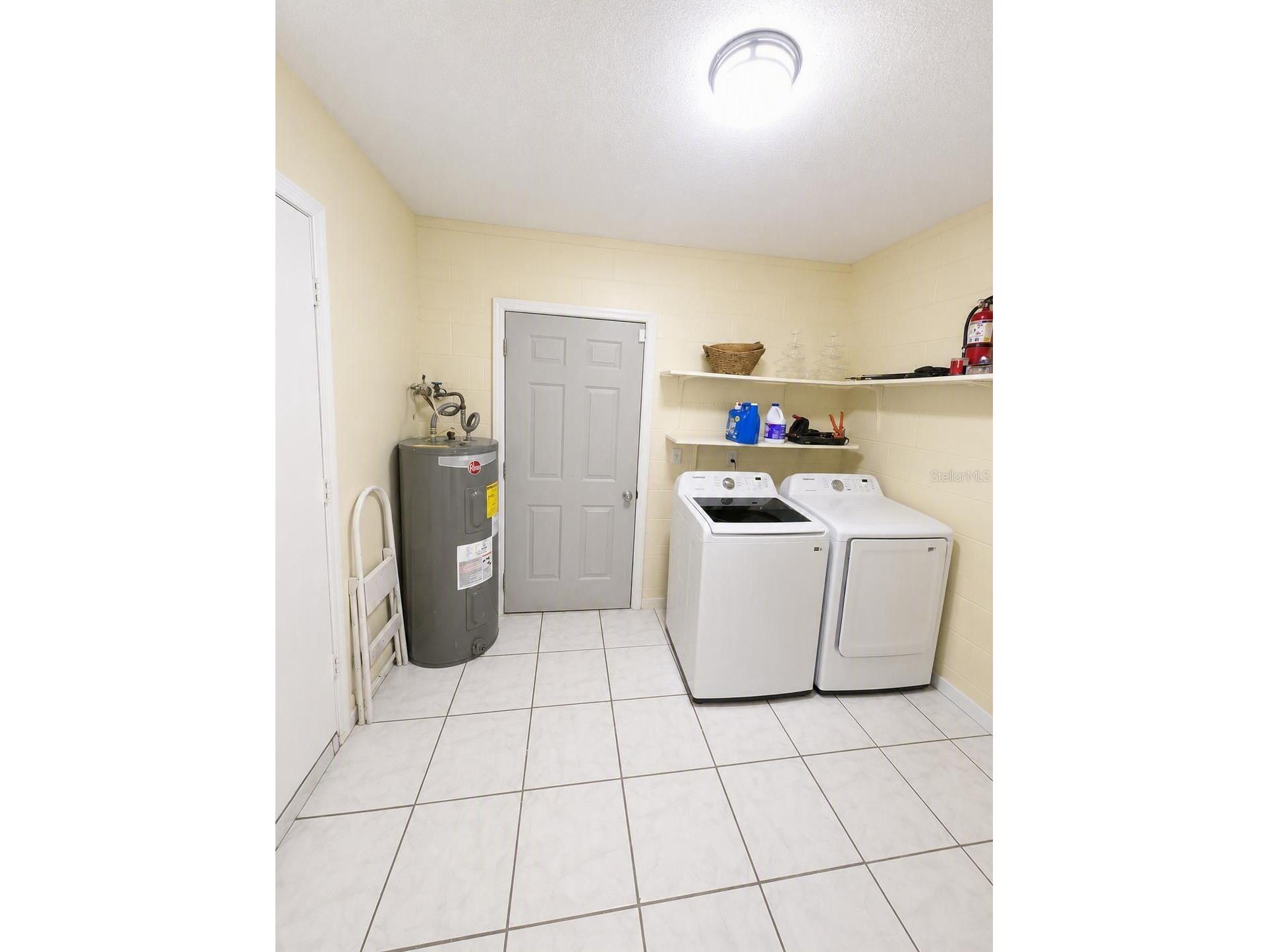 8002 Woodvine Place Tampa FL 33615 TB8528951 image25