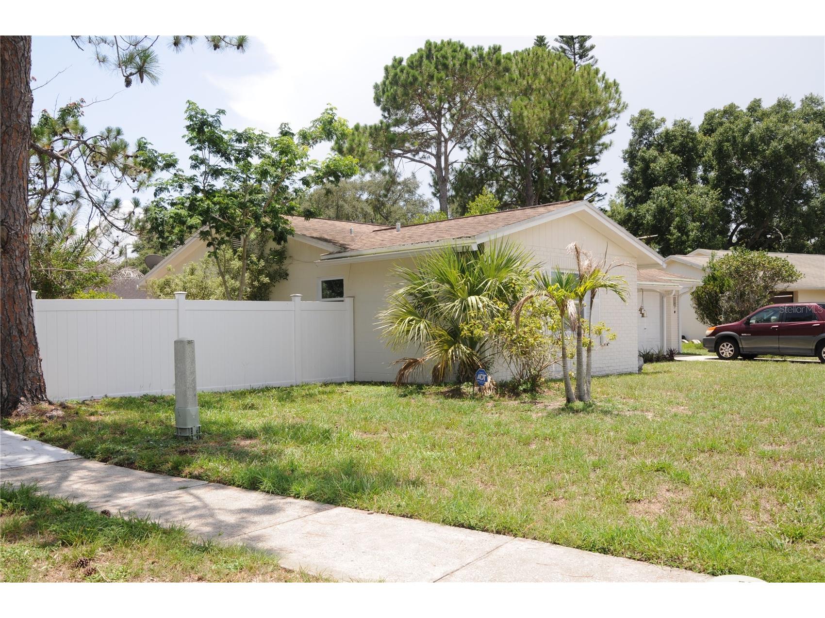 8002 Woodvine Place Tampa FL 33615 TB8528951 image3