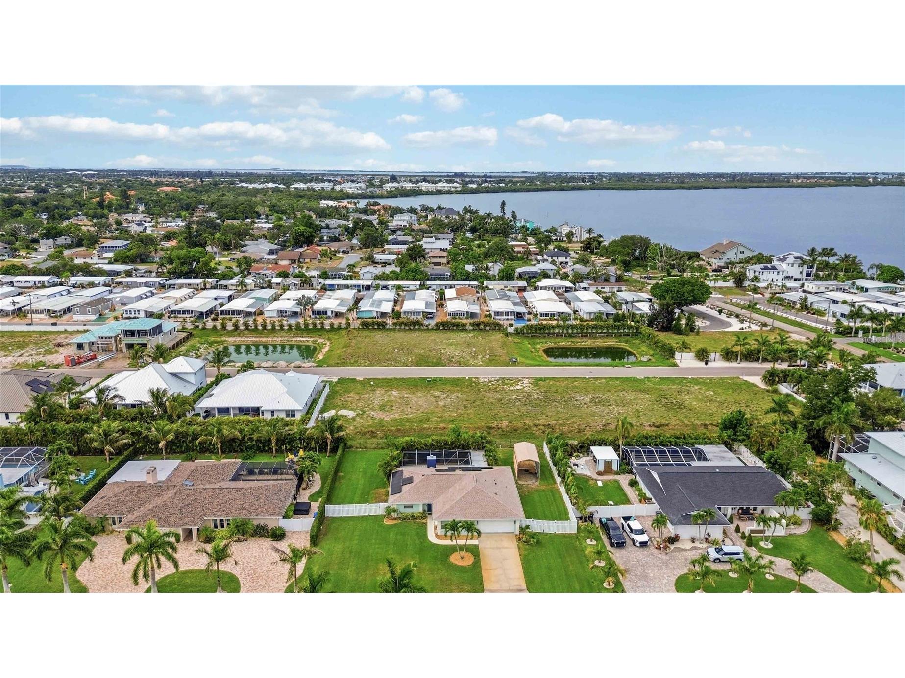 8003 19th Avenue Drive W Bradenton FL 34209 A4696770 image35