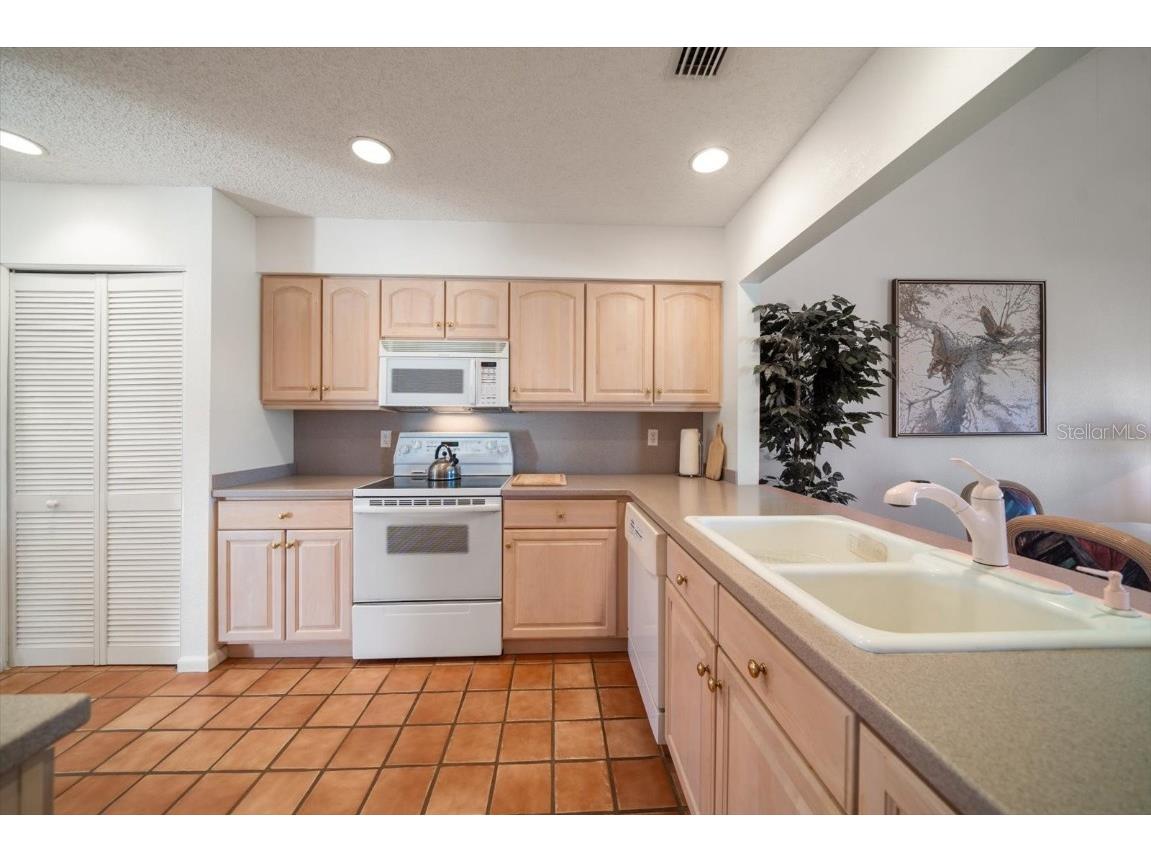 8003 Bardmoor Place #204 Seminole FL 33777 TB8355577 image12